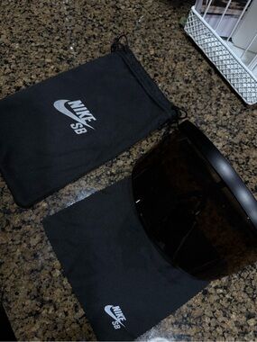 Nike SB Visor Shield Glasses - Black Smoke